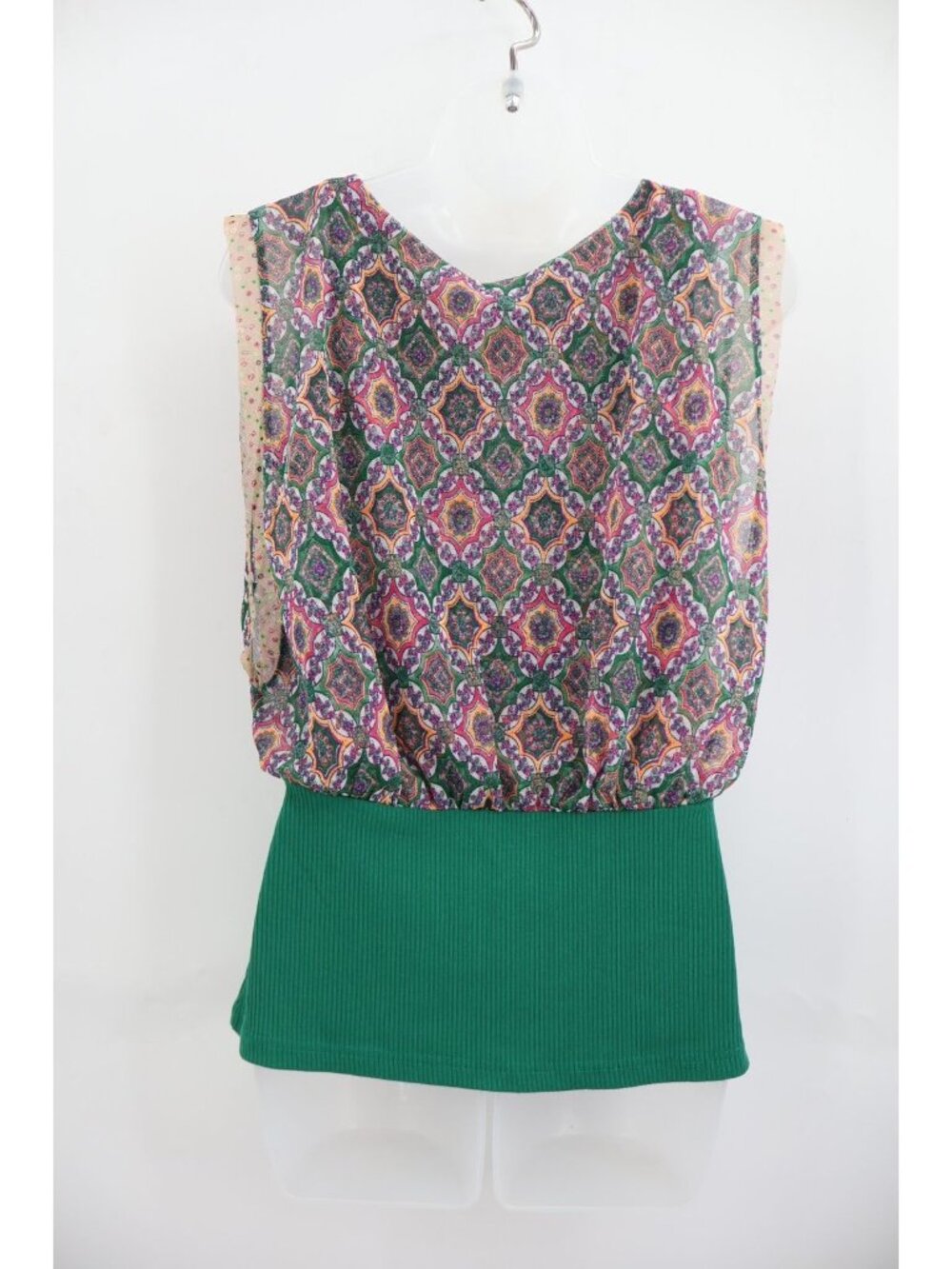 Anac by Kimi Medium Green Medallion Print Chiffon Ribbed Mixed Media Button Top - Picture 7 of 11
